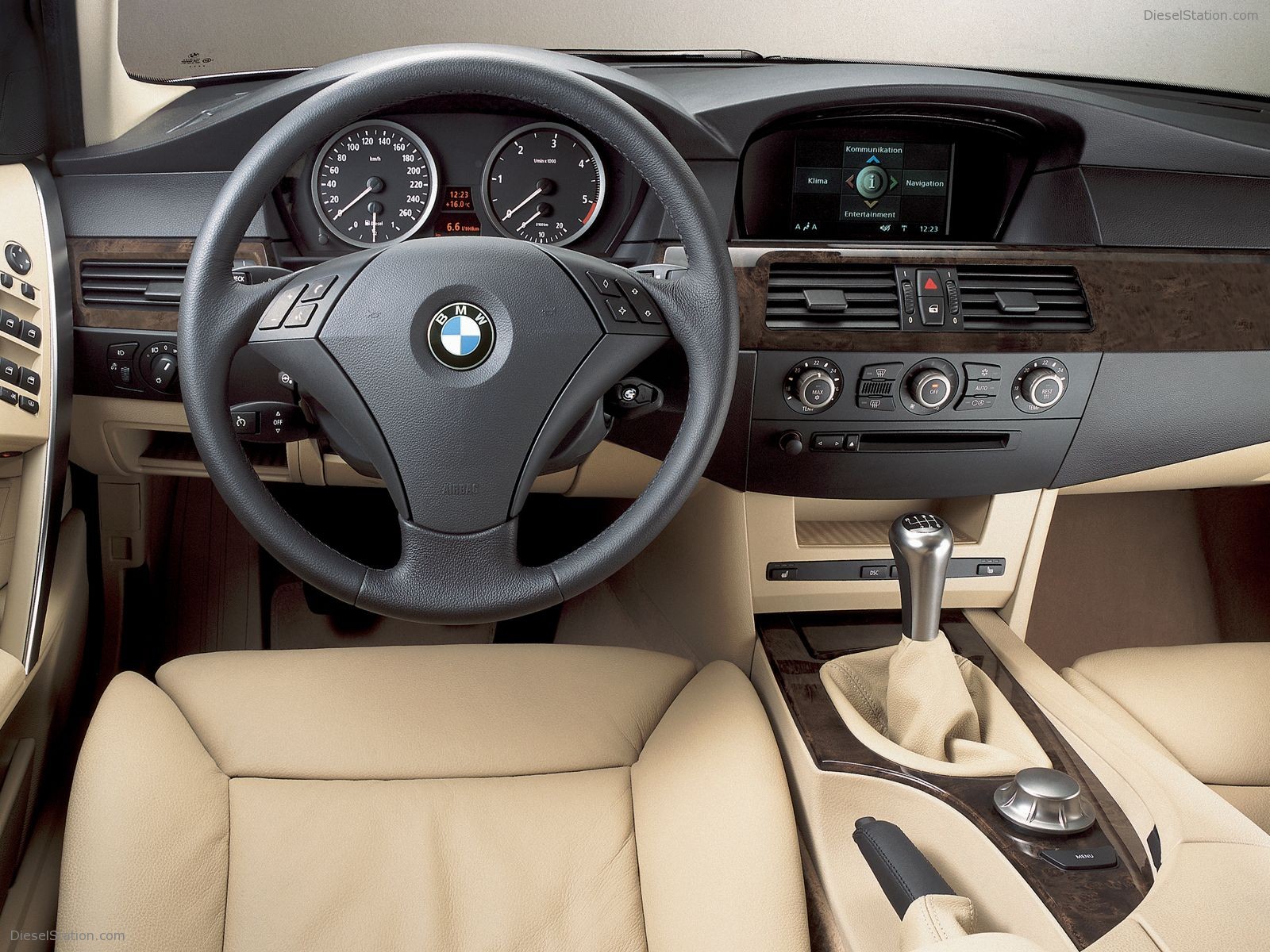 BMW 5 Series (2004)